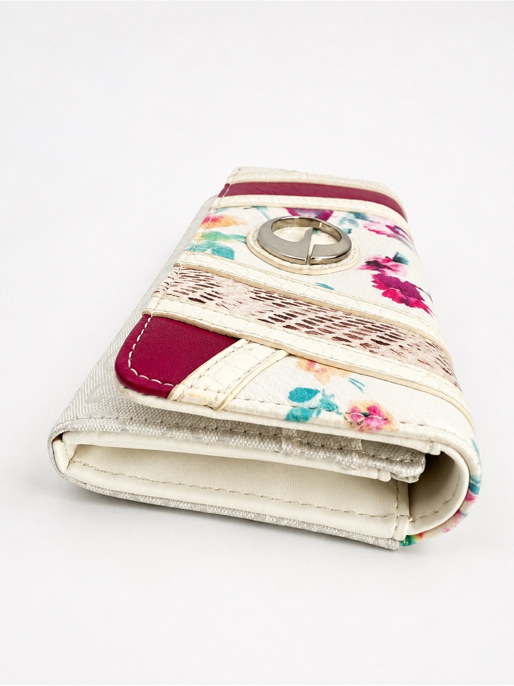 Guess Floral Wallet Clutch Pink White Snakeskin Accent Organizer Wristlet Y2K - Picture 2 of 6